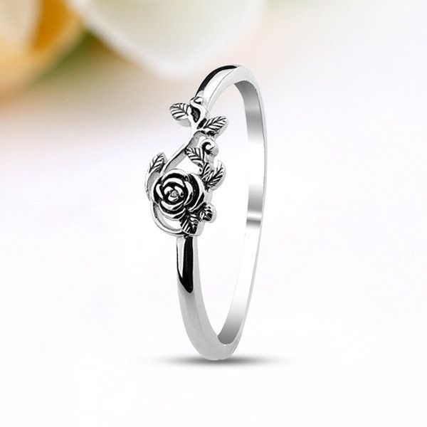 Oxidized Rose Vine Ring