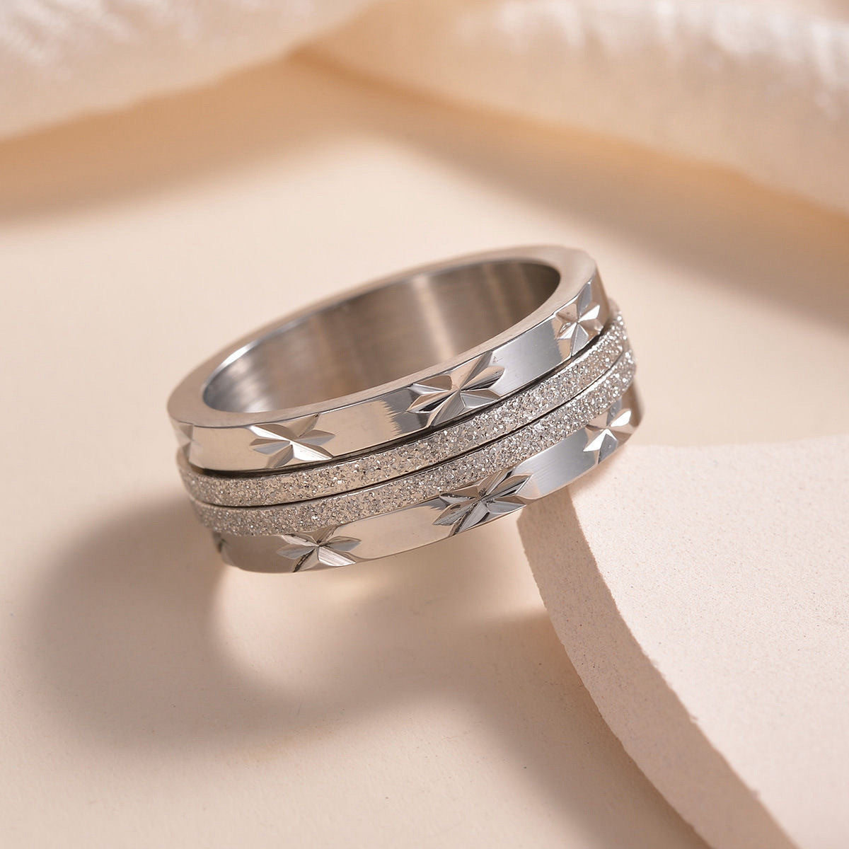 Sparkle Star Band Ring