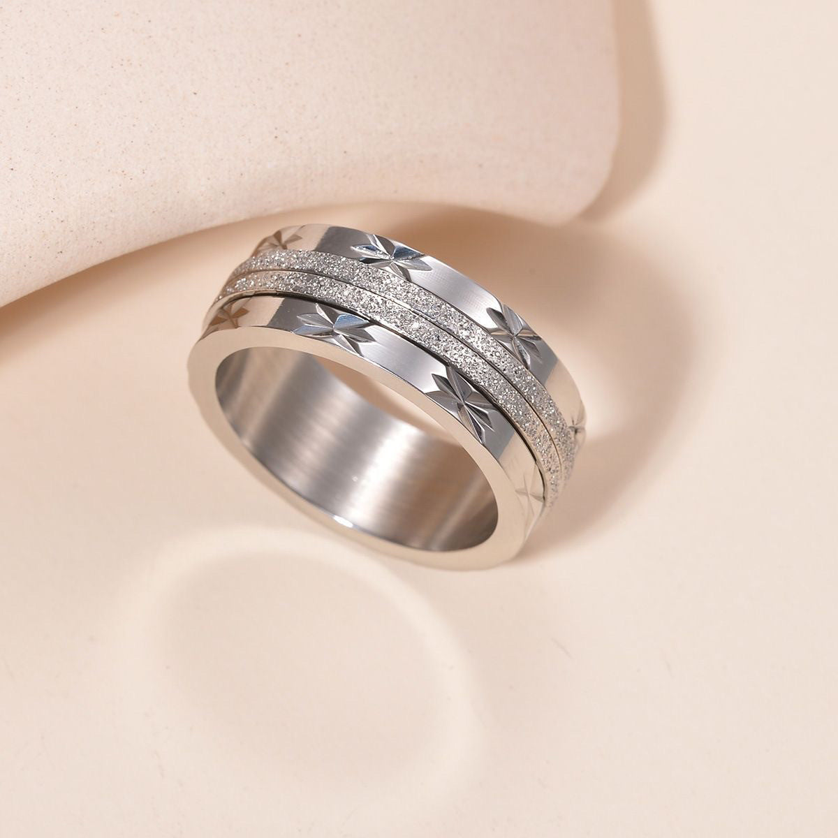 Sparkle Star Band Ring